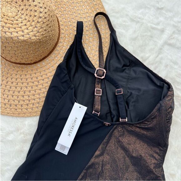 Amoressa by Miraclesuit Lunar Eclipse Horizon One Shoulder Swimsuit - Picture 10 of 11